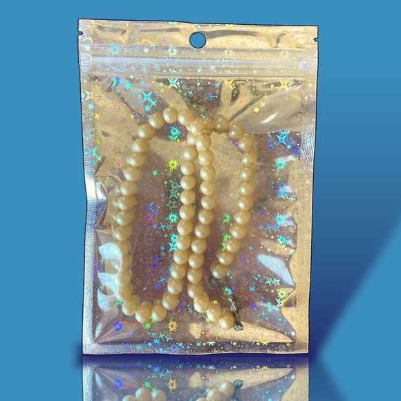 Vintage Faux String of Pearls - Picture 7 of 9